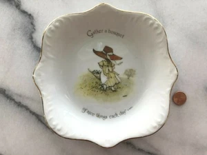 Vintage Holly Hobbie Decorative Plate 6.5 in Gather Bouget of Nice Things 1975  - Picture 1 of 3