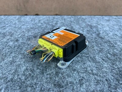 INFINITI Q50 2018-2022 OEM UNDER CONSOLE CONTROL MODULE UNIT ASSEMBLY - Image 1 of 4