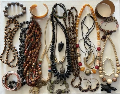 Lote de joyas de madera tallada artesanal tribal africana vintage a moderna algunas raras Foto 1 de 4