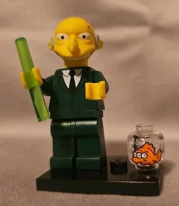 LEGO Minifig ~ THE SIMPSONS ~ SERIES 1 ~ MR. BURNS ~ COMPLETE ~ EXCELLENT COND. - Picture 1 of 1