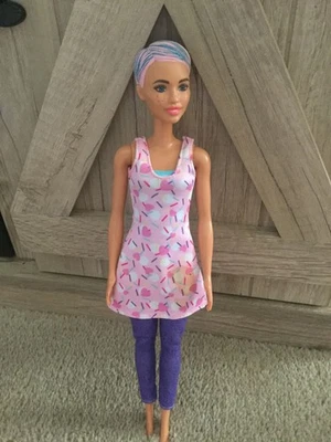 Mattel Skipper Babysitters Inc 2020 #GRP40 muñeca patrón vestido rosa más púrpura P Foto 1 de 4