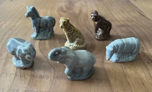 Wade Whimsies Porcelain Figurines Safari LOT Tiger Elephants Rhino Zebra Gorilla - Picture 1 of 13
