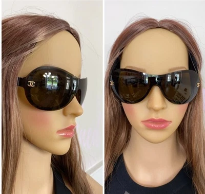 Authentic CHANEL Brown Frame Goldtone Chanel "CC" Logos Tint Sunglasses - 5066 - Image 1 of 4