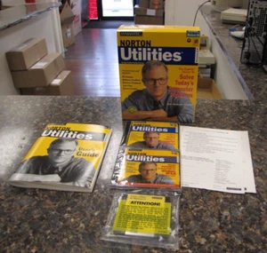 Vintage Norton Utilities for Macintosh Version 2.0 for Windows 95 - JA14 - New - Picture 1 of 6