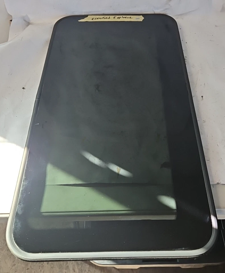 1995 - 2005 Ford Explorer Overhead Ceiling Sun Roof Moon Roof Glass OEM Foto 1 de 4