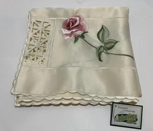 Collections Inc. Ivory Pink Rose Floral Table Topper Embroidered Cutwork - Picture 1 of 10