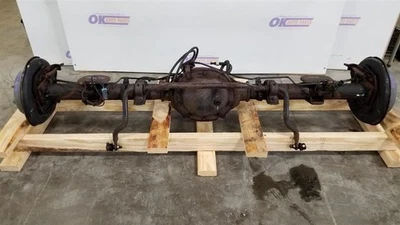 09 2009 HUMMER H3 3.7L PICKUP REAR AXLE WITH DIFFERENTIAL CHUNK CARRIER - Image 1 of 4