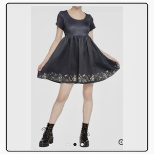 Hot Topic Bebé Muñeca Mini Vestido XS Negro Champiñón Capricho Hada Halloween - Imagen 1 de 15
