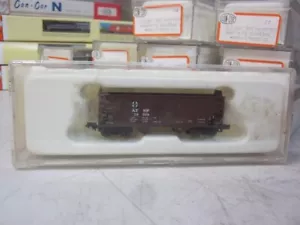 Con-Cor N Scale 0001-175202 Santa Fe 2 Bay 50' Hopper Scheme 1 Car #27 - Picture 1 of 3