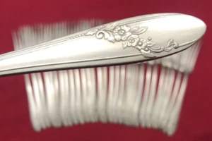 30 Pcs QUEEN BESS II Silverplated DINNER FORKS Tudor Plate Oneida Community - Picture 1 of 4