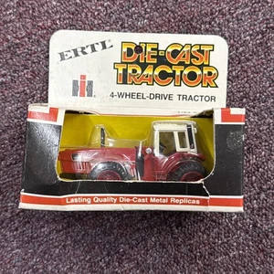 Tractor International Harvester 3588 2+2 4x4 1/64 - Imagen 1 de 7