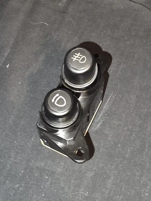 91-99 Dodge Stealth R/T FARO LUZ ANTINIEBLA BOTÓN CONTROL INTERRUPTOR OEM Foto 1 de 4