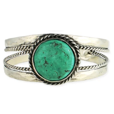 Pulsera imitación turquesa tono plata puño martillado banda dividida aspecto suroeste Foto 1 de 2