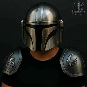 Royal Wave Co. - Boba Fett Mandalorian Helm mit Schulterstücken - Bild 1 von 2