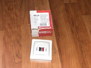  Legrand  prise Haut Parleur, HP ,  REF: 860 39  NEUF - Foto 1 di 1