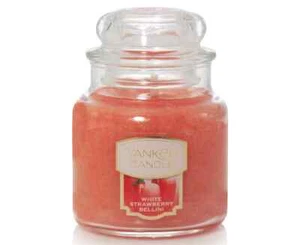 Yankee Candle Jar Small White Strawberry Bellini Candle 104g Burning Time 30Hr - Picture 1 of 3