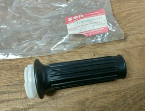 57110-10B00-291 SUZUKI THROTTLE GRIP - Picture 1 of 4