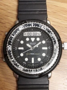 SEIKO H558-5000 Arnie Hybrid Diver Quartz Analog Black 150m Predator used - Picture 1 of 19