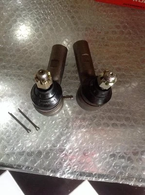 DATSUN 312 320 410 411 520 521 bluebird TIE ROD END JAPAN - Image 1 of 4