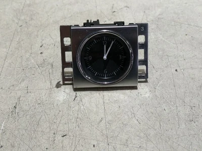 Uhr VW 3AA919204A 36 Passat Variant 2.0 TDI Bluemotion Technology - Bild 1 von 4