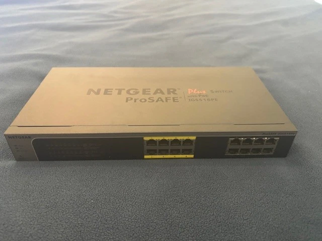 NETGEAR JGS516PE-100EUS 16 Port Rack Mountable Ethernet Switch - Image 1 of 3