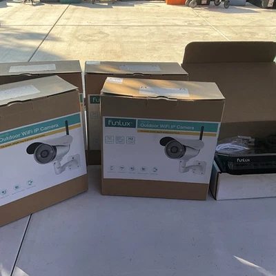 FUNLUX 720p HD OUTDOOR WIRI IP 4 CAMERAS MODEL ZP-IBI13-W - Image 1 of 4