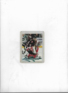 DOMINIK HASEK 1997-98 PACIFIC PARAMOUNT HOCKEY ICE BLUE INSERT CARD #19  SABRES 