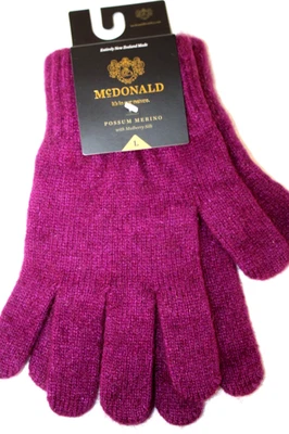 New McDonald Possum Merino Wool w/Mulberry Silk Gloves New Zealand Size-Lrg - Image 1 of 3