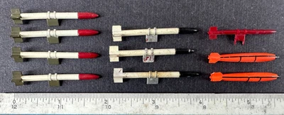 Avión Modelo 10 Bomba Cohete Juguete Plástico Miniatura Topping Preciso De Colección 3 Foto 1 de 4