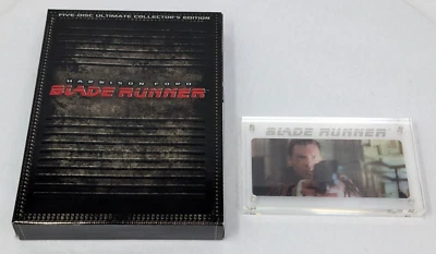 Blade Runner Ultimate Collectors Edition 5-Disc DVD Set & Lenticular Picture - Image 1 of 4