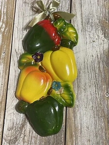 Vintage Ceramic Vegetables Kitchen WallPlaque Decorative Green/Yellow Vegetables - Picture 1 of 10