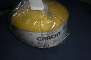 Caron Baby Cakes Yarn Yellow Duckling 8.50z NEW - Picture 1 of 3