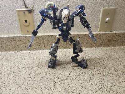 LEGO BIONICLE: Krekka (8623) Incomplete - Image 1 of 4