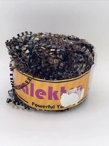 Alberta Shimmery Flag Yarn POWERFUL YARN #02 Metals - 50g / 125yd 100% Nylon - Picture 1 of 5