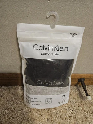 Calzoncillos boxer de algodón para niños Calvin Klein 2pk, negros y grises, M (8-10) Foto 1 de 4