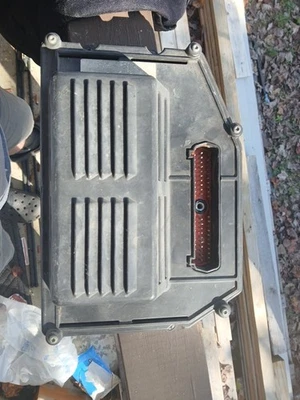 1994-1995 Dodge Ram 2500 3500 Cummins Diesel PCM Manual Trans P/N 56027300 - Imagem 1 de 2