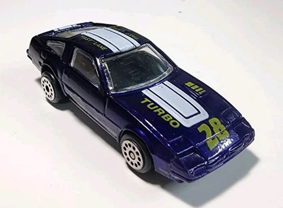 Vintage Zylmex Zee Toys #D78 Roxo Nissan 300ZX 1/64 Diecast/Plástico - Imagem 1 de 4
