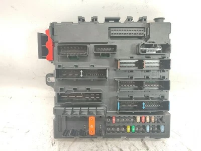 460023260 CAJA RELES / FUSIBLES / 2434130 PARA OPEL VECTRA C GTS Z02 1.9 CDTI - Imagen 1 de 4