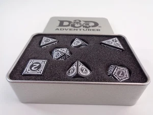 Dungeons and Dragons Adventurer Magazine RPG Dice in Tin - Picture 1 of 2