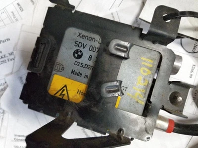 Faro de pasajero xenón HID con lente transparente para 01-03 BMW 525i 208438 Foto 1 de 4