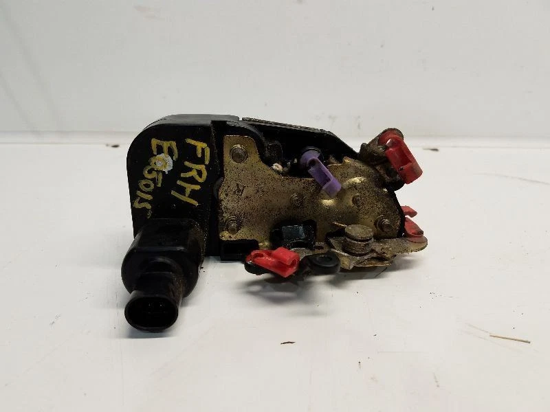 1997 Jeep Grand Cherokee пассажирский правый передний питания двери защелка - Изображение 1 из 2