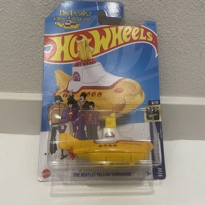 NUEVO Hot Wheels The Beatles Amarillo Submarino Pantalla HW Ocean Mobile Música Funky Foto 1 de 4