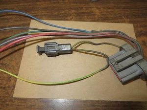 FORD LINCOLN MERCURY TFI IGNITION MODULE HARNESS PIGTAIL CONNECTOR w/ SPOUT OEM - Picture 1 of 4
