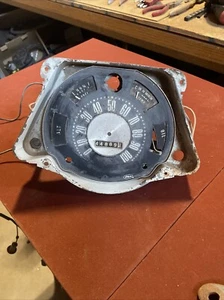1965 FORD TRUCK GAUGE  SPEEDOMETER CLUSTER 1961 1962 1963 1965 1966 - Picture 1 of 3