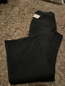 Universal Thread High-Rise Flare Jeans size 12 R - Black Wash - NEW - Picture 1 of 8