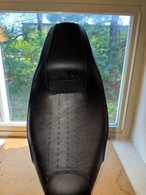 Asiento de stock Indian Sport Chief 116 (2023-2025) OEM 2692557-VBA Foto 1 de 4