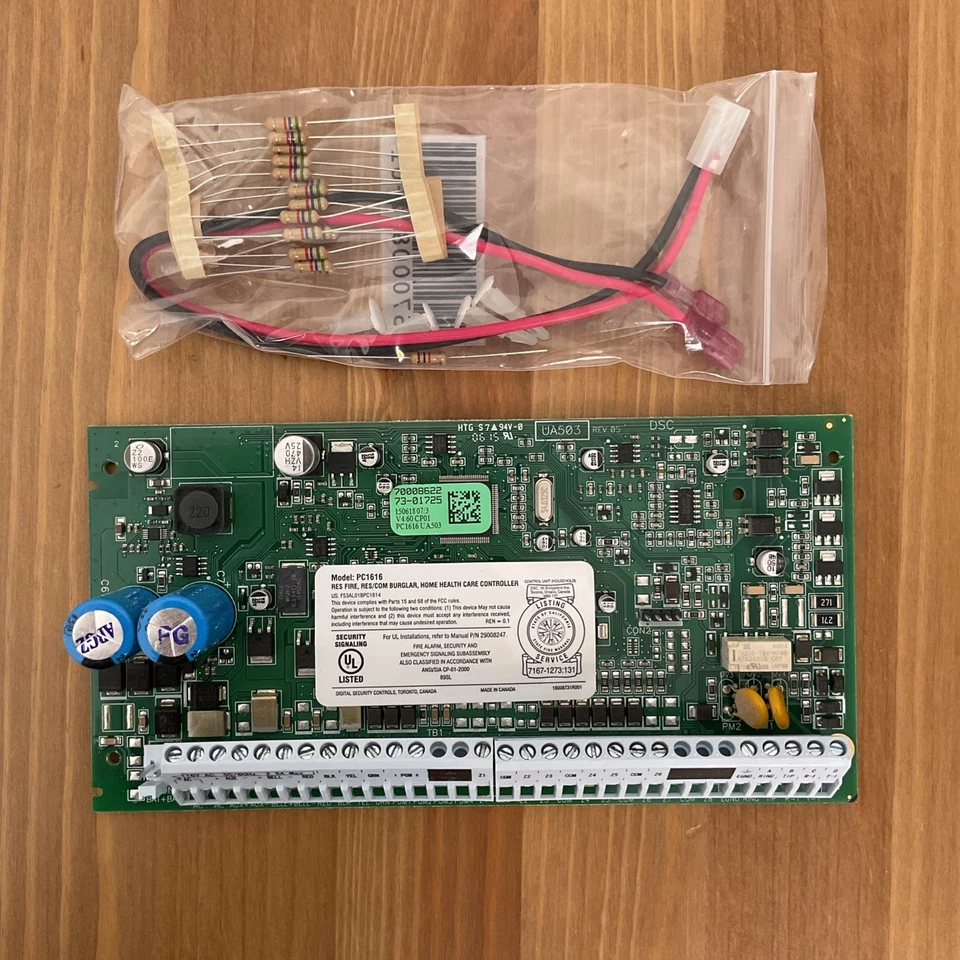 DSC PC1616 V4.60 CP01 Security Alarm Control Panel - Image 1 of 1