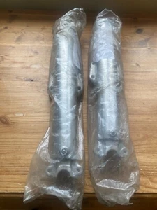 Suzuki GT750 J Fork Leg Lowers (pair) New Old Stock - Picture 1 of 8