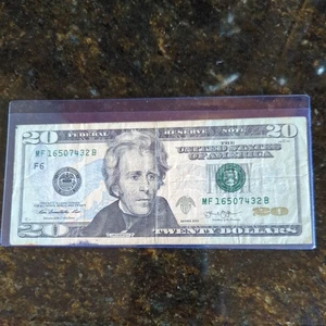 True Broken Ladder 2013 20 Dollar Bill MF16507432B CIRCULATED CONDITION - Picture 1 of 7