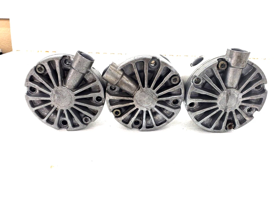 BOMBA SUSPENSIÓN HIDRÁULICA W126 560SEL 560SEC 190E 300TD 1172300064 Foto 1 de 4